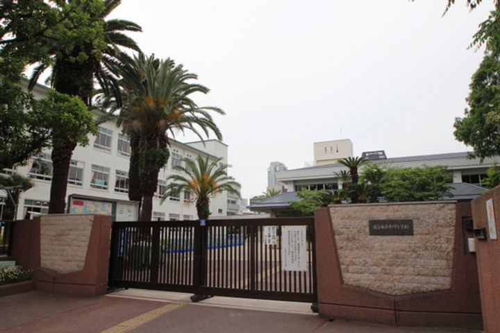 伊佐木ビルの周辺