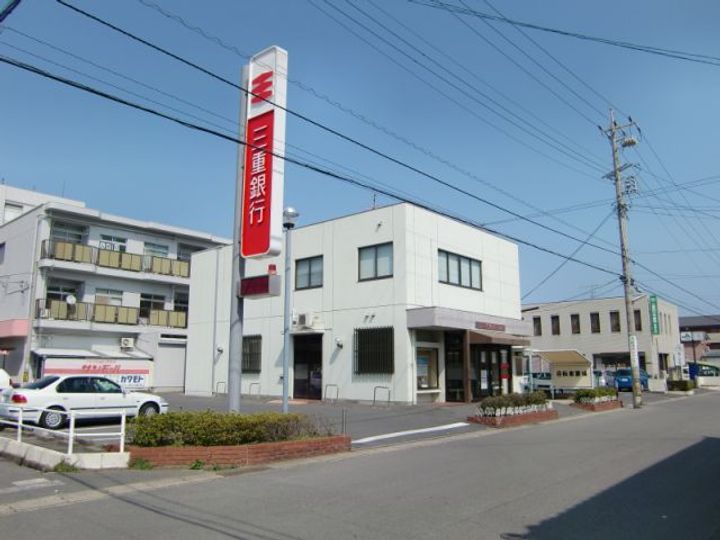 エルシュライン Nの周辺