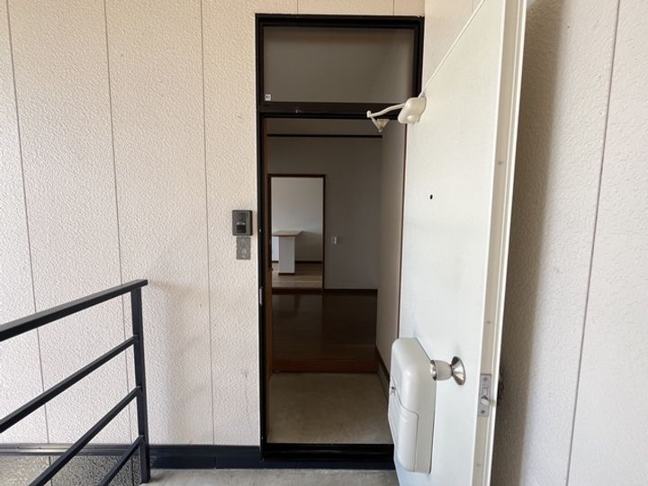 メイコーハイツの玄関