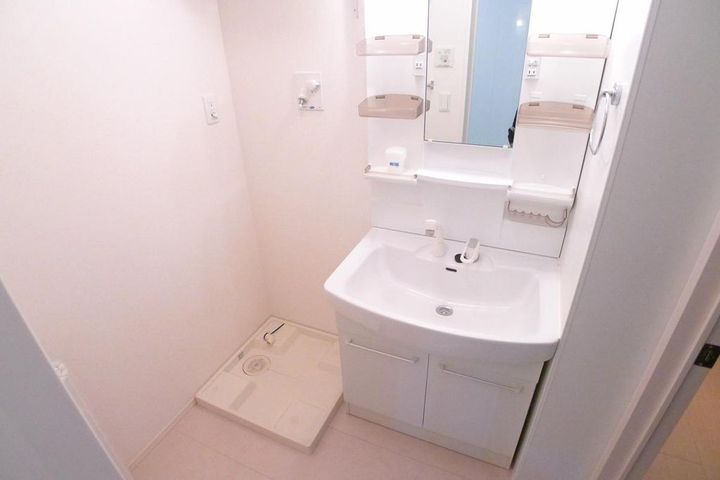 エクセレント三輪野山I・IIの内装