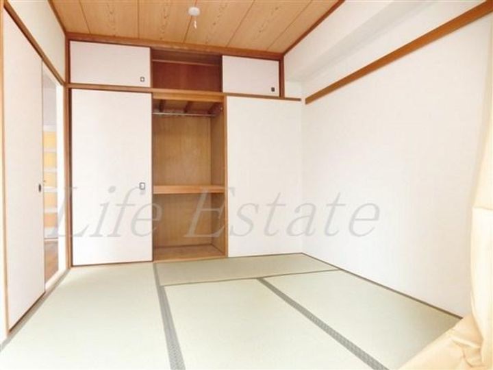 第五双基マンションの内装