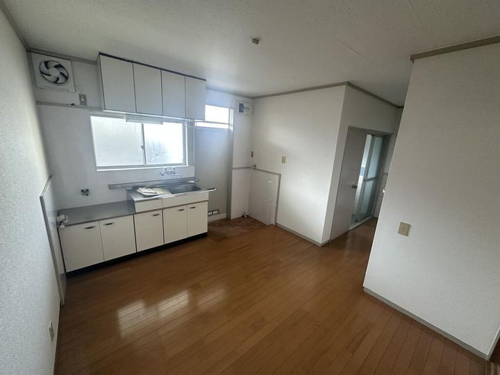 堤ハイツの居間