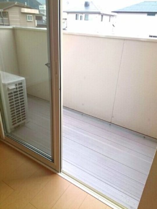 シャルールIの内装