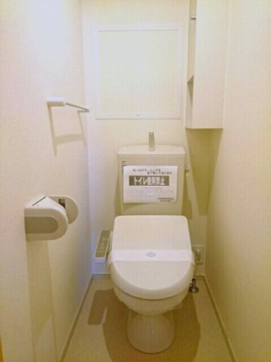 シャルールIの内装