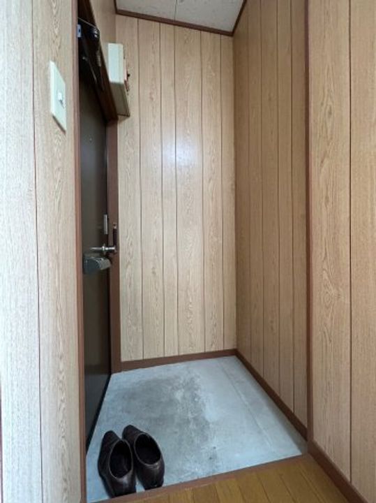 プランドール小日向Iの玄関