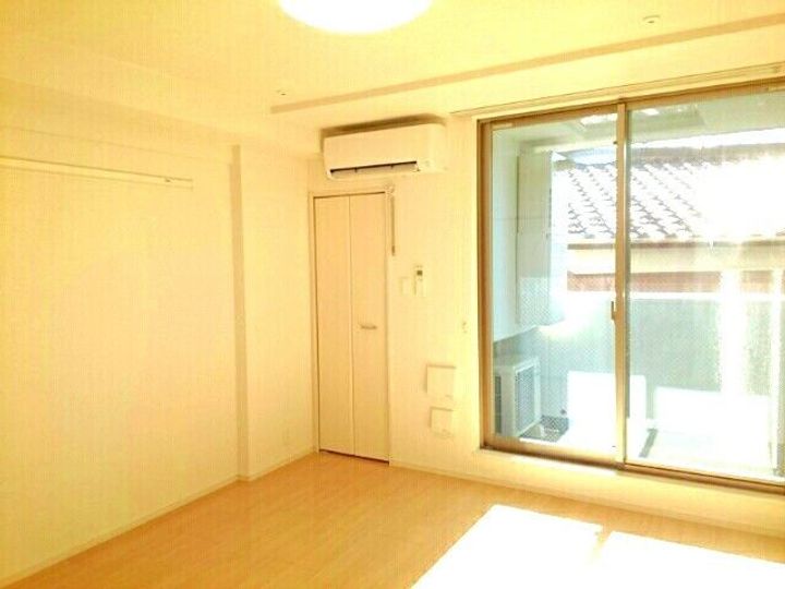 アロッジオ Kの居間