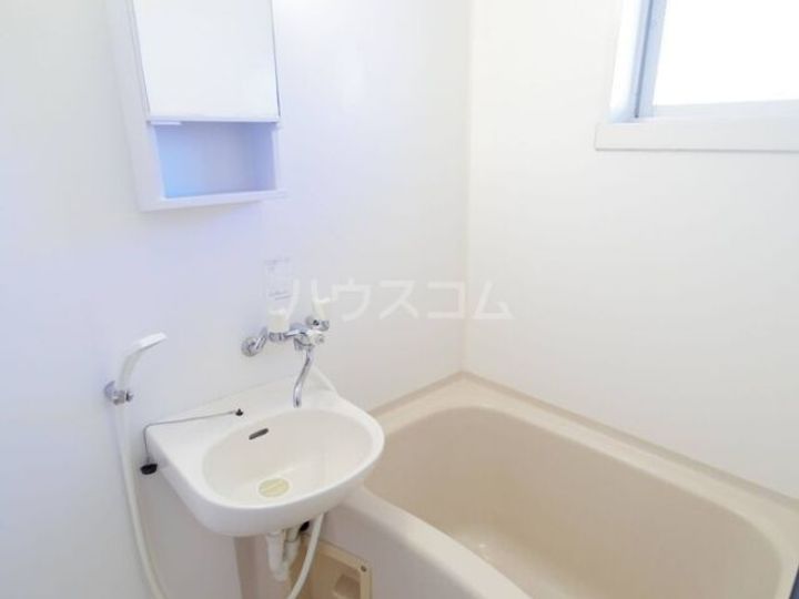 ライトハウス IIの風呂