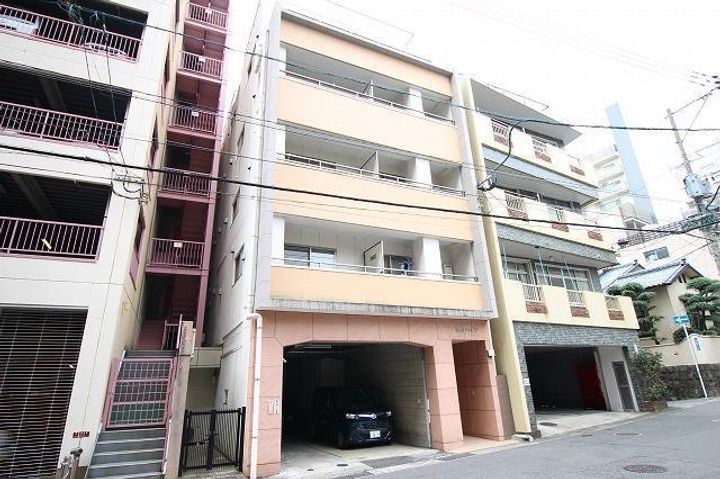 親和ハイツの外観