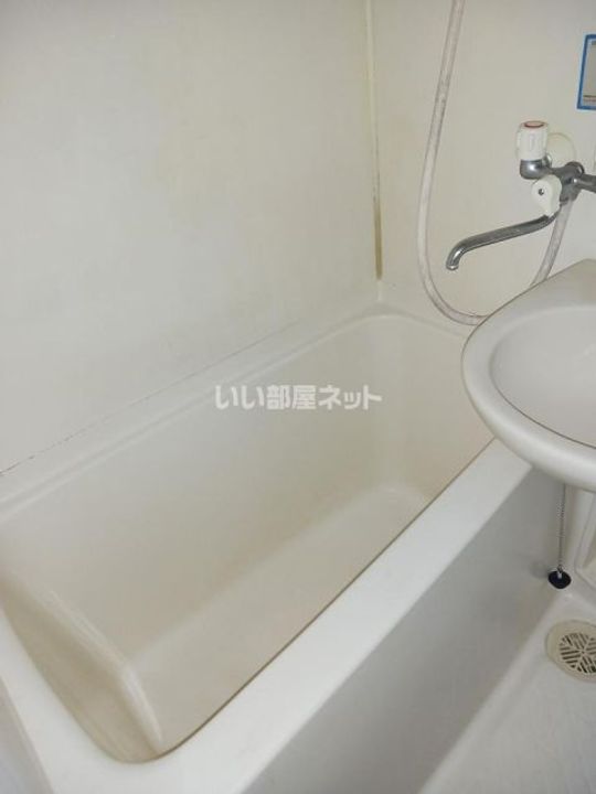 ロイヤル元町の風呂