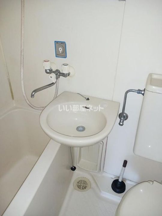 ロイヤル元町の内装