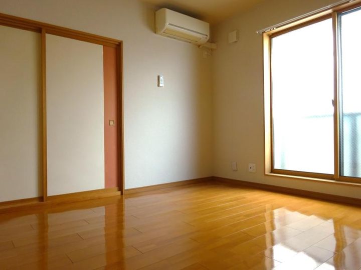 山形県山形市幸町(アパート)の賃貸物件の居間