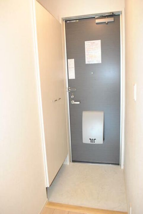 ベルヴィルIIの玄関