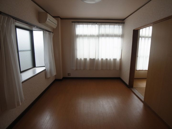 サンパティック取手の居間