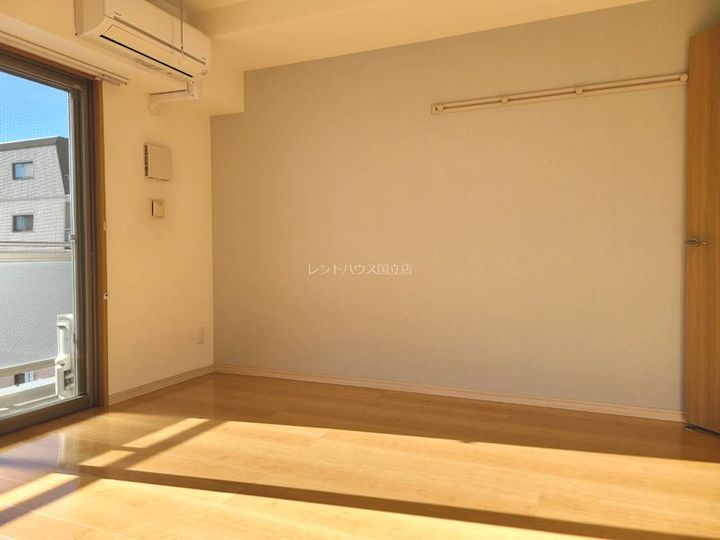 東京都国立市東1(マンション)の賃貸物件の居間