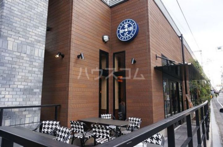 シャトーフェニックスの周辺