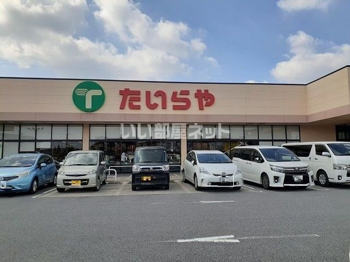 ルミエールヤナセ Aの周辺