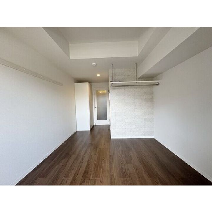 ラピスラズリ五橋の居間