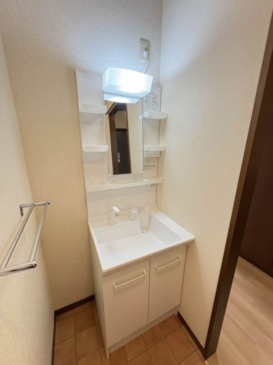 新潟県長岡市希望が丘南6(アパート)の賃貸物件の内装