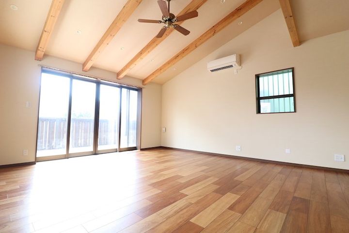 神奈川県藤沢市鵠沼海岸5(一戸建)の賃貸物件の居間