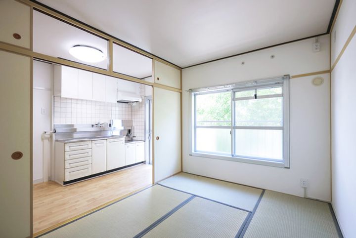 UR金剛の居間