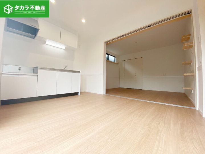フォークローバーズ王子中町の外観