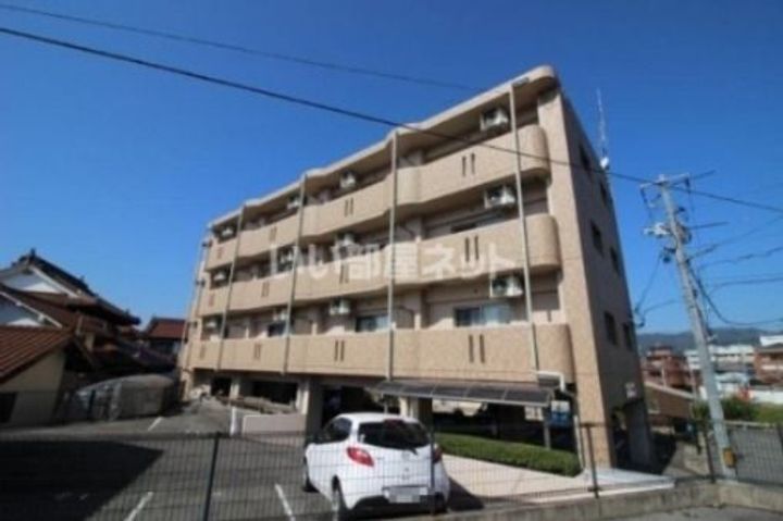 リヴェール中央の外観