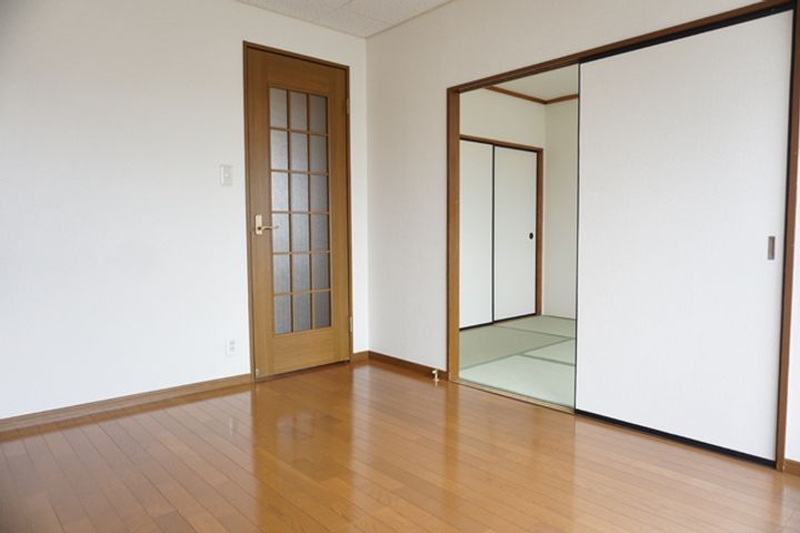 メゾン長命の内装