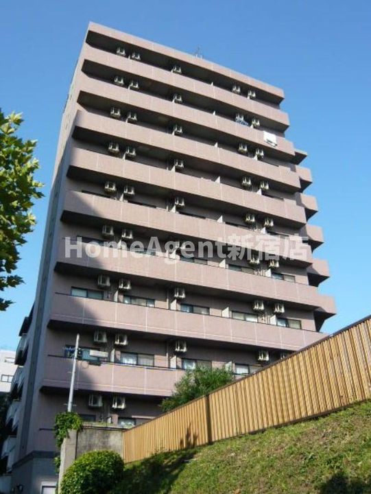 東京都港区三田4(マンション)の賃貸物件の外観