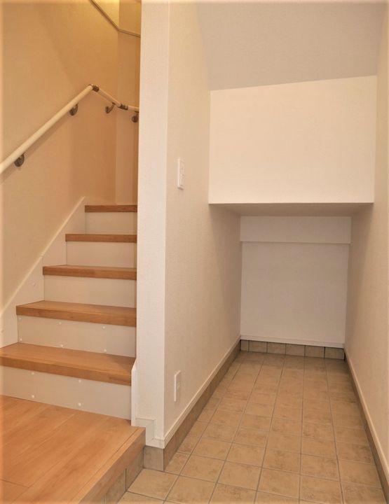 ポルタコスタII A棟の玄関