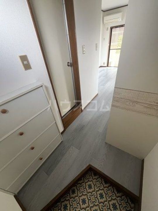 ベルメゾンの玄関