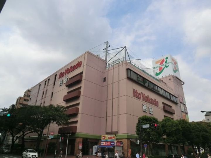 ベルメゾンの周辺