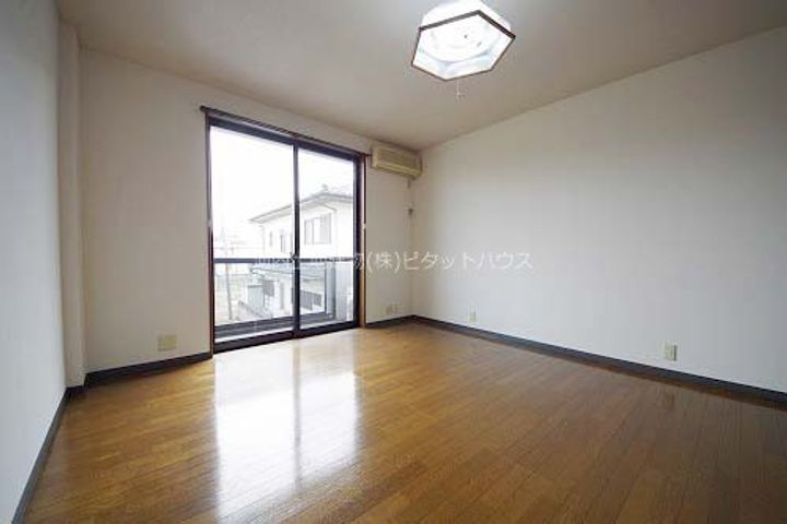 パティオNAKAHARAの居間