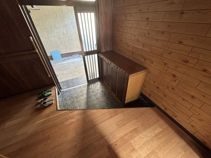 滋賀県長浜市石田町(一戸建)の賃貸物件の玄関