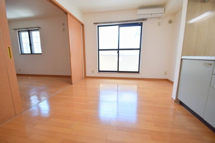 大阪府大阪市鶴見区今津南1(アパート)の賃貸物件の居間