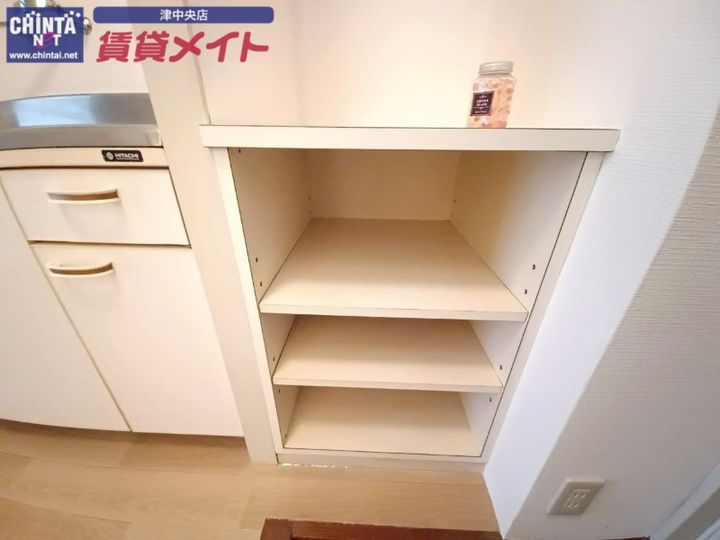 マリオ島崎の内装