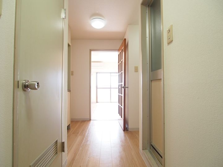 レジデンス大寛の玄関