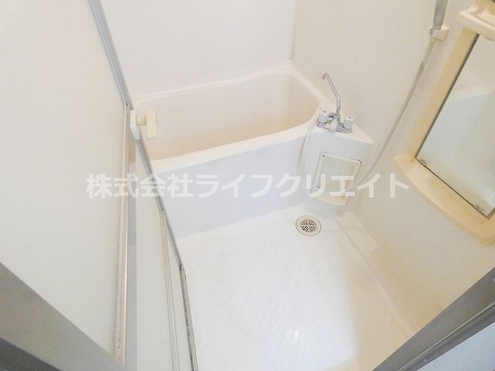 ファミーユ旭の風呂