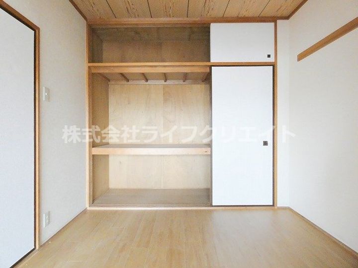 ファミーユ旭の内装