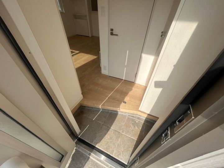 北海道千歳市大和2(一戸建)の賃貸物件の玄関