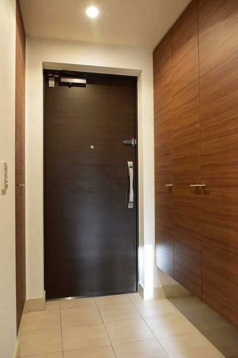 パークハウス港南台6丁目の玄関