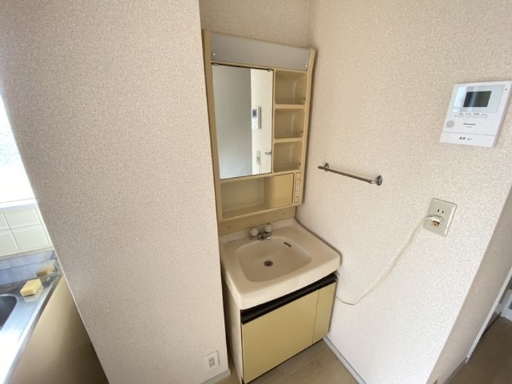 草津新町NYビルの内装