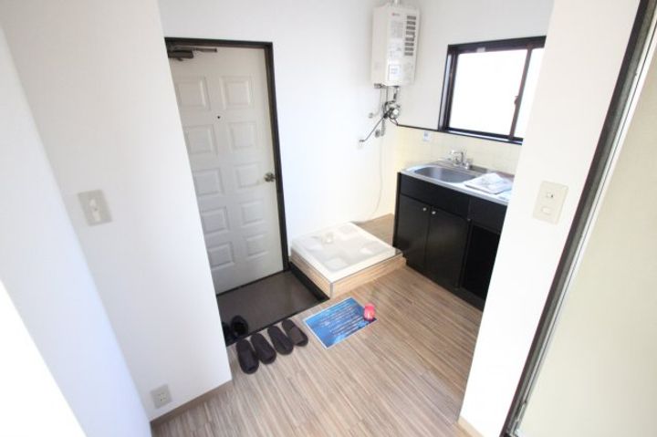 スカイコーポ加藤の玄関