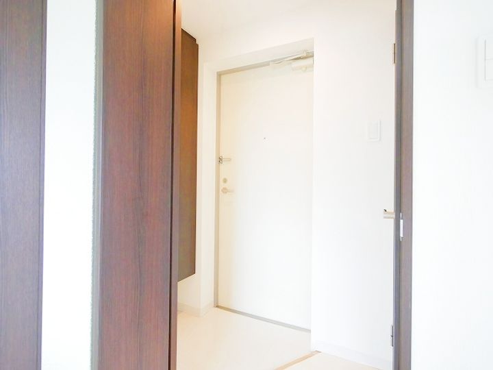 レジナス澄川の玄関