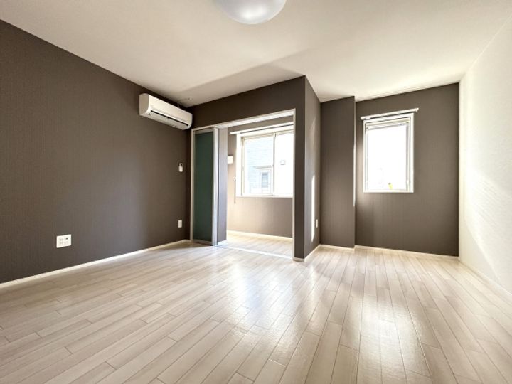 スカイ ハイムの居間