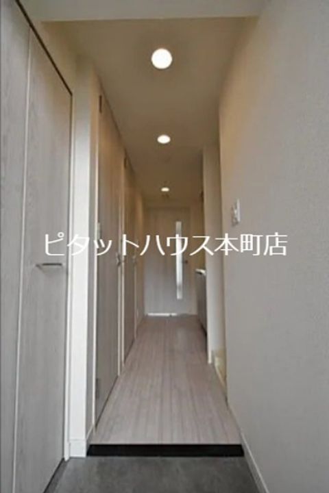 大阪府大阪市東成区中本5(マンション)の賃貸物件の玄関