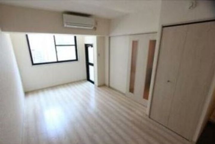 福岡県福岡市中央区荒戸1(マンション)の賃貸物件の居間