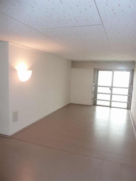 レオパレス番水の内装