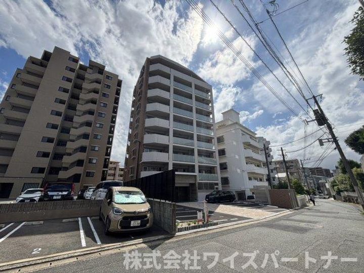 福岡県福岡市南区寺塚1(マンション)の賃貸物件の外観