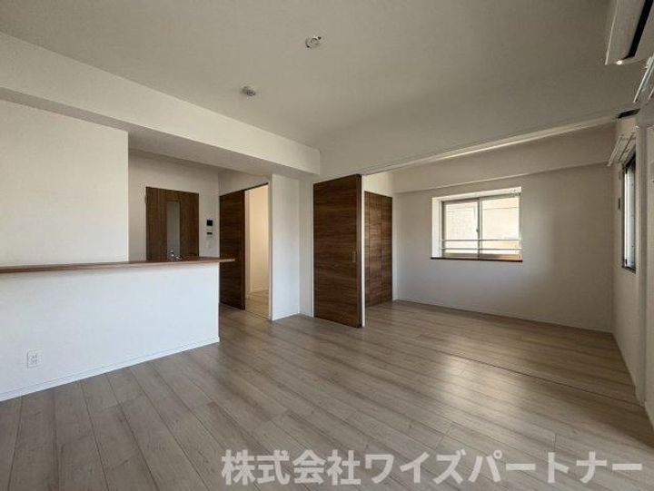 福岡県福岡市南区寺塚1(マンション)の賃貸物件の居間