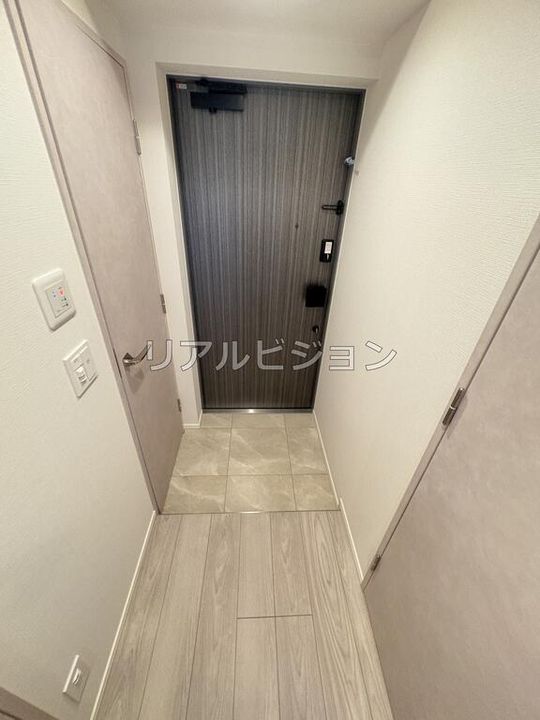 AIFLAT渋谷西原の玄関